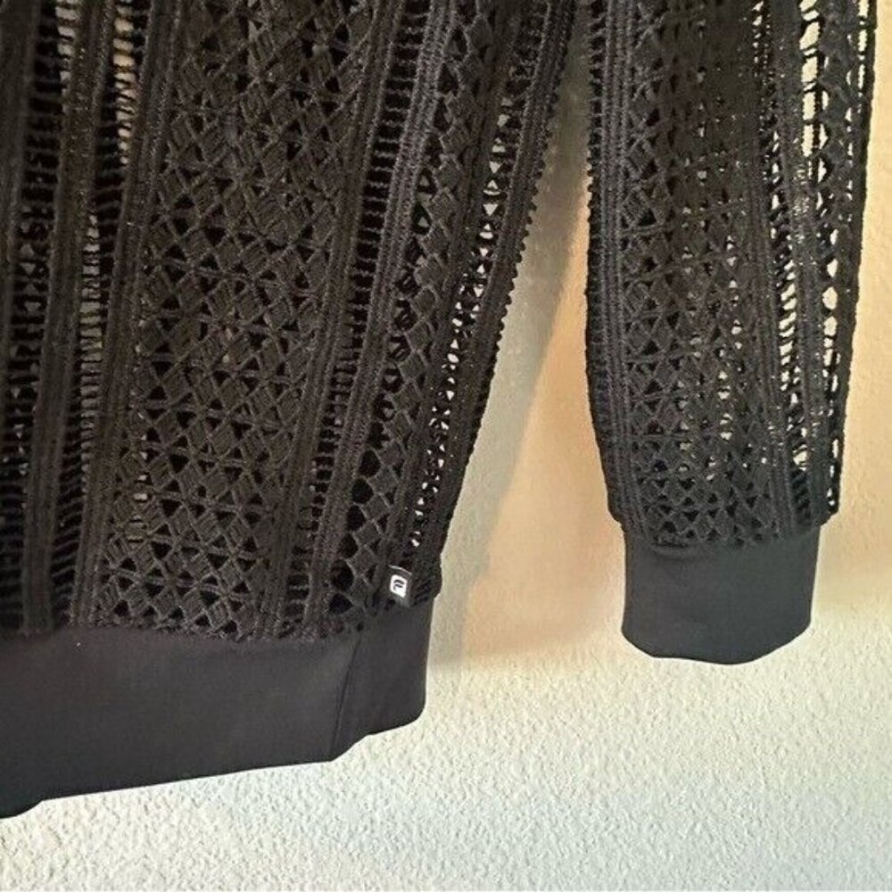 Fabletics Sophie Black Open Knit Crochet Long Sleeve Pullover Top Sz Medium - Picture 7 of 12